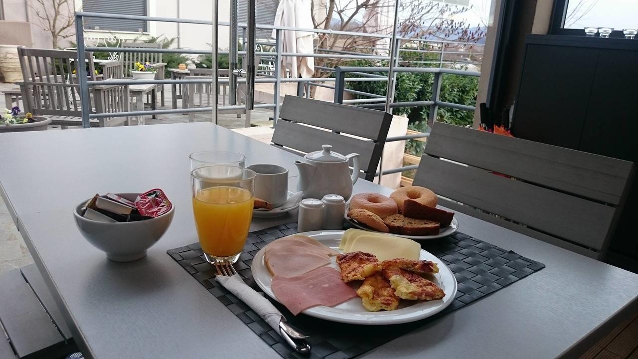 Ellopia Point Hotel