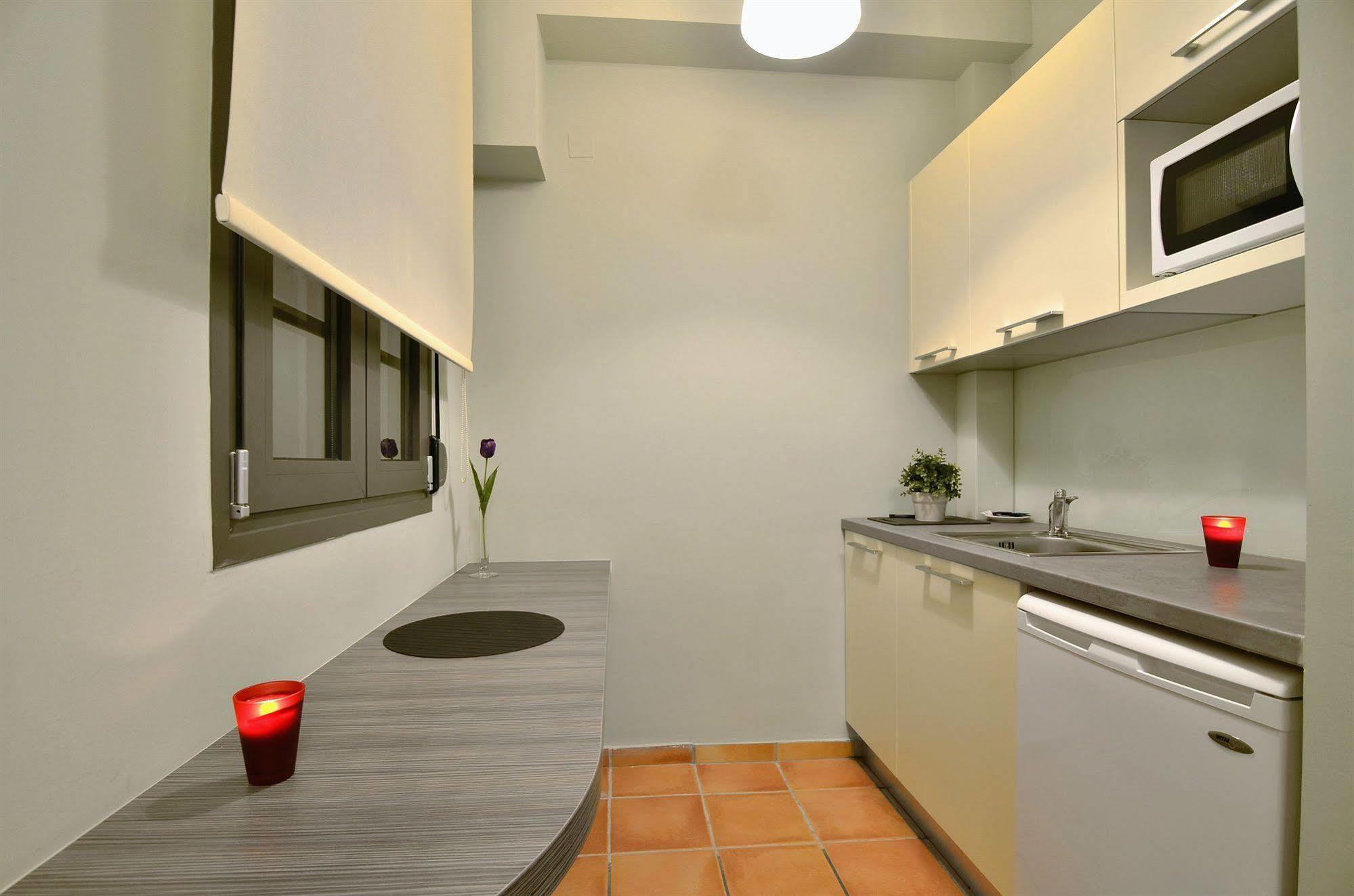 Ellopia Point Hotel 3*